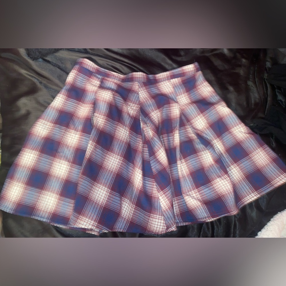 SO plaid skirt